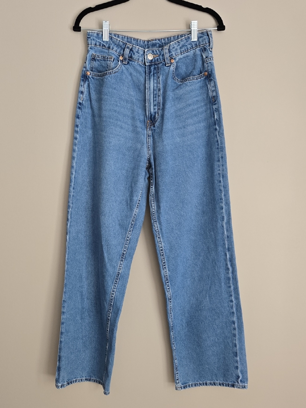 Divided Light Blue Wide-Leg Women's Jeans